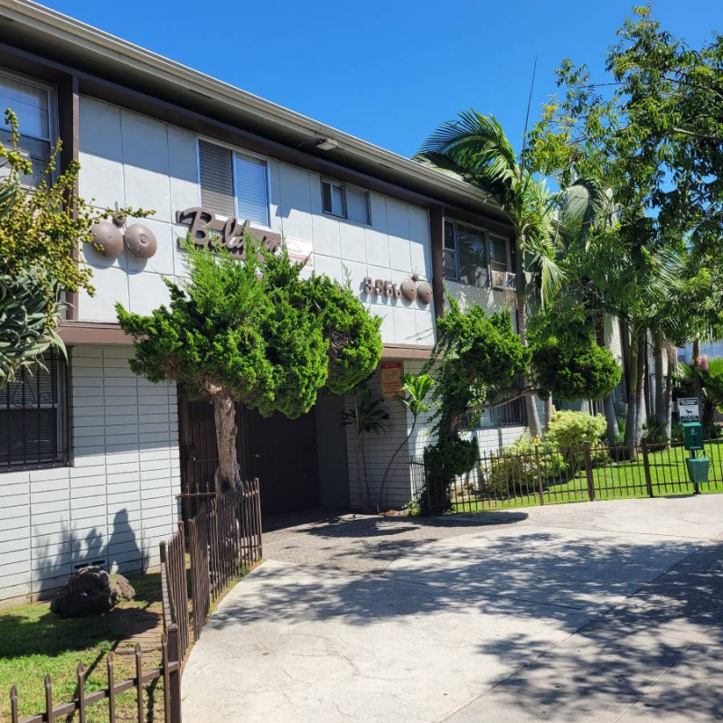 Los Angeles Apartment: 3956 Stevely Ave