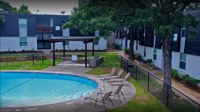 Bedford Apartment: 531 Bedford Road