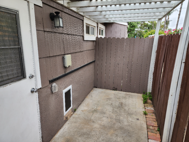 Escondido Apartment: 715 South Pine Street