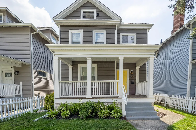 Columbus House: 582 Gilbert Street