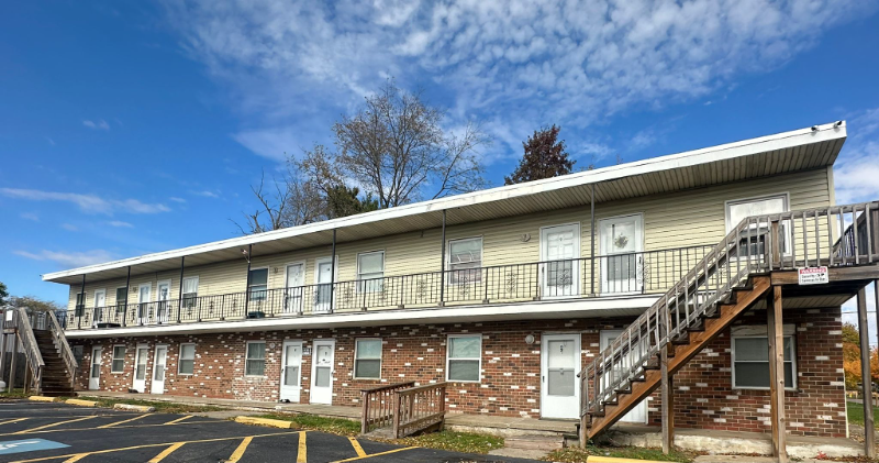 Akron Apartment: 780 Anderson Avenue