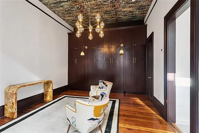 New Orleans Apartment: 632 Esplanade Ave.