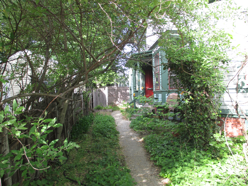 Cambridge Multiplex: 8 Hurlbut Street