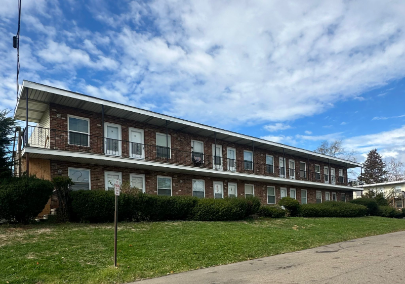 Akron Apartment: 794 Anderson Avenue, Apt. 4