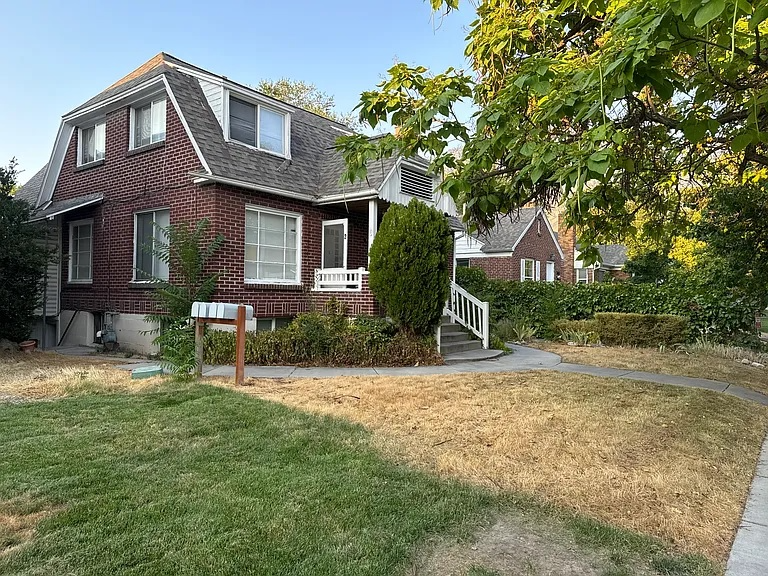 Provo Apartment: 355 E 500 N