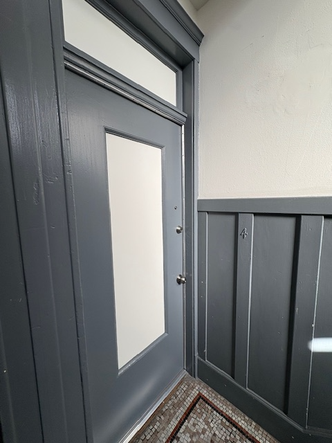 San Francisco Apartment: 1360 Pine St