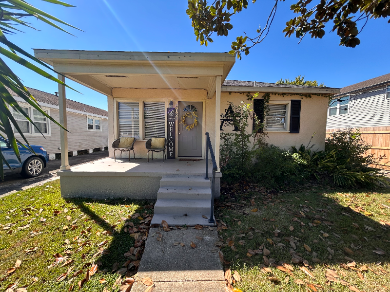 Marrero House: 508 Avenue E