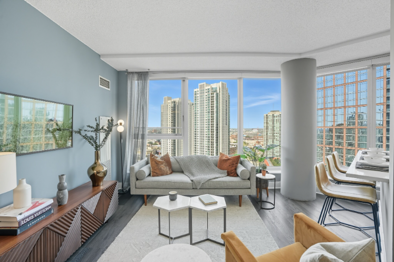 chicago Condo: 289 north canal street