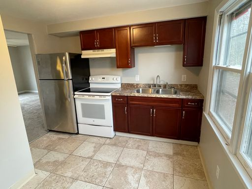 Liverpool Apartment: 1125 Vine St