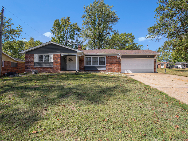 Florissant House: 3115 Wellington Dr