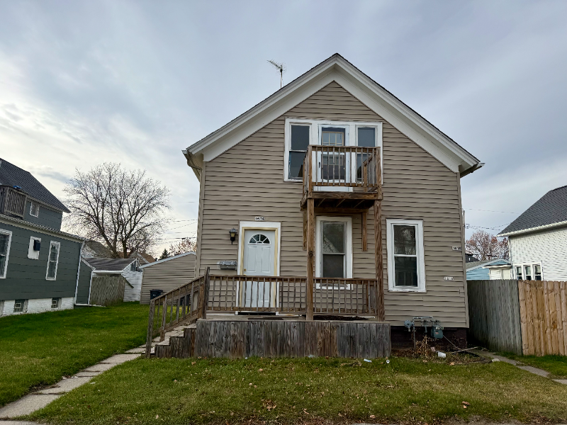 Sheboygan Townhome: 1614 N 12th St