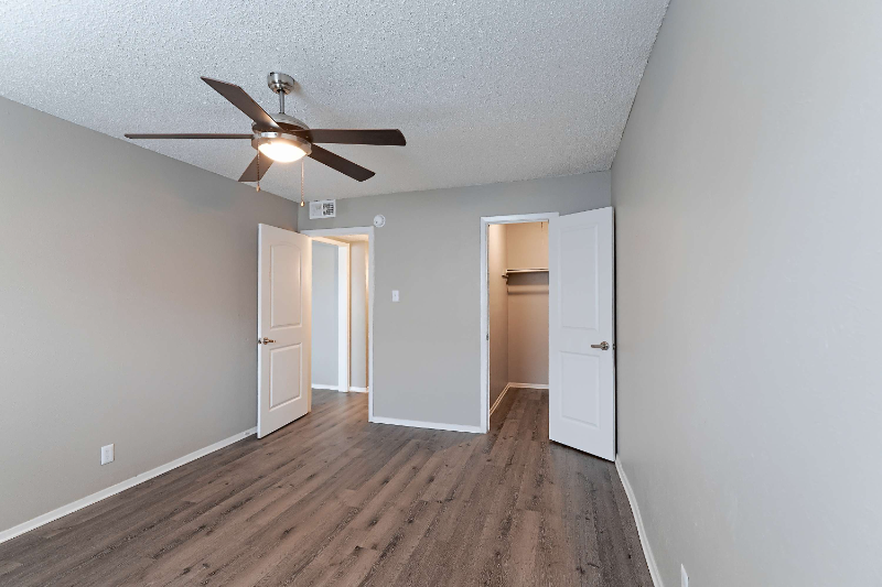 Bedford Apartment: 531 Bedford Road