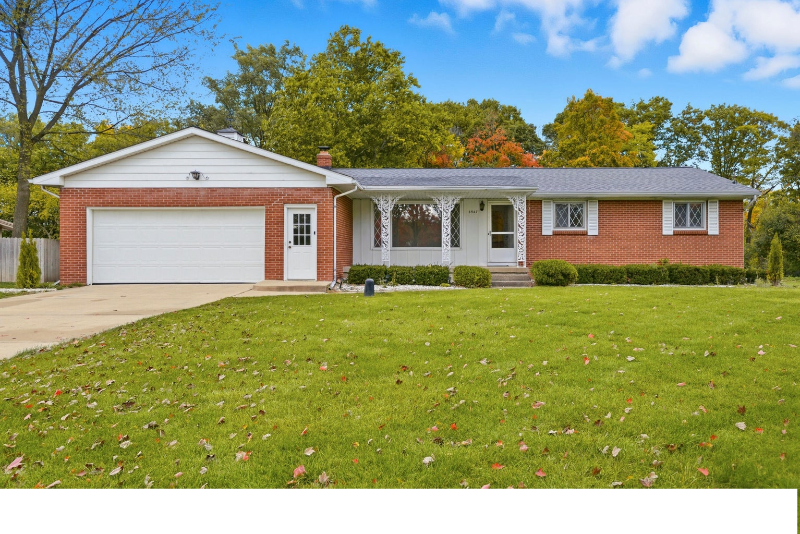 Grand Rapids House: 3547 Lake Dr SE