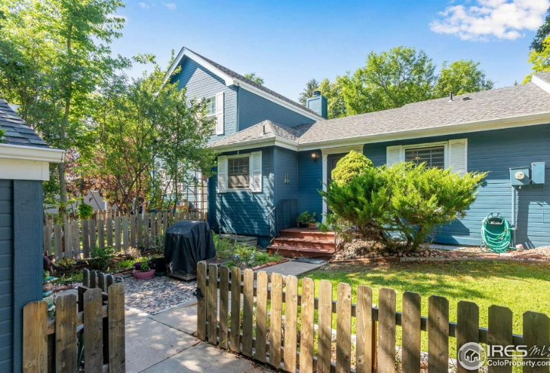 Fort Collins Townhome: 1333 Village Park Ct