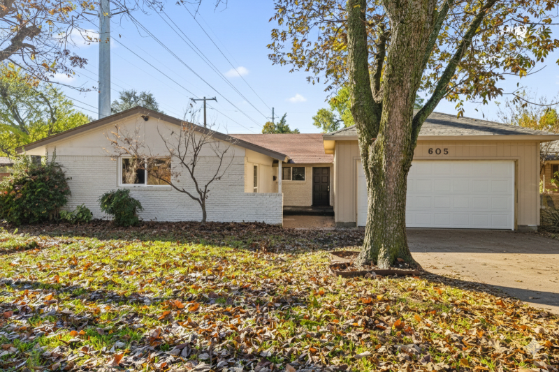 Richardson House: 605 Melrose Dr