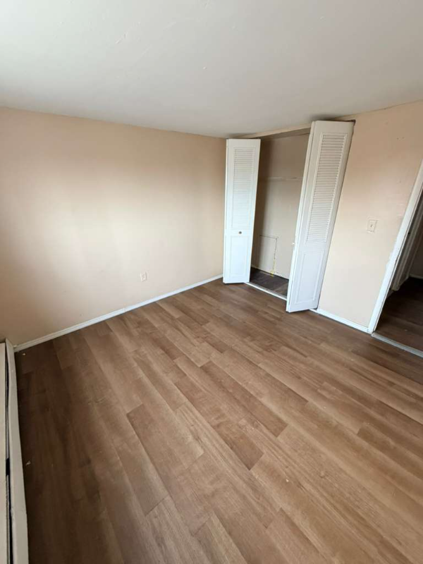 East Cleveland Apartment: 13540 Superior Road