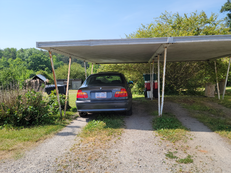 RURAL HALL House: 885 RURAL HALL GERMANTON RD