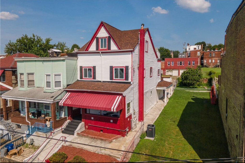 Pittsburgh House: 3212 Juliet st