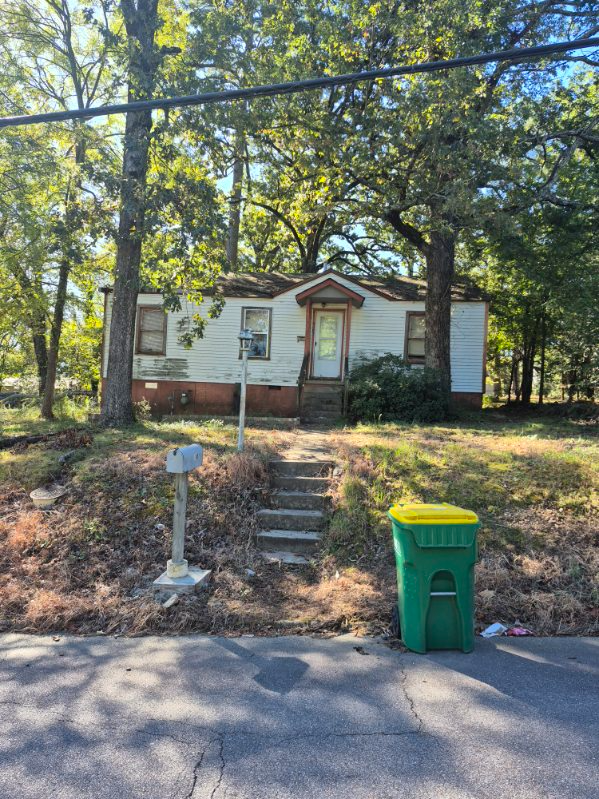 Little Rock House: 5107 W 22nd St