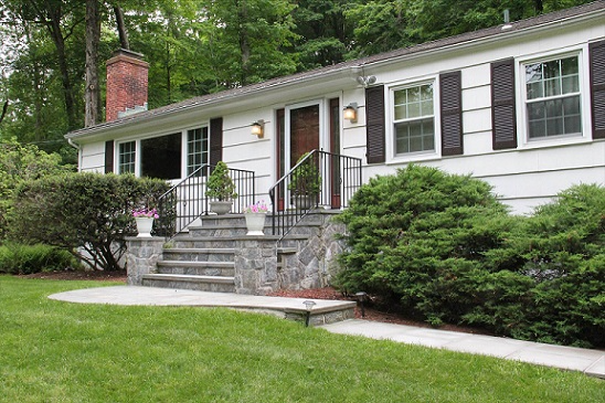 Wilton House: 43 Kent Hills Lane