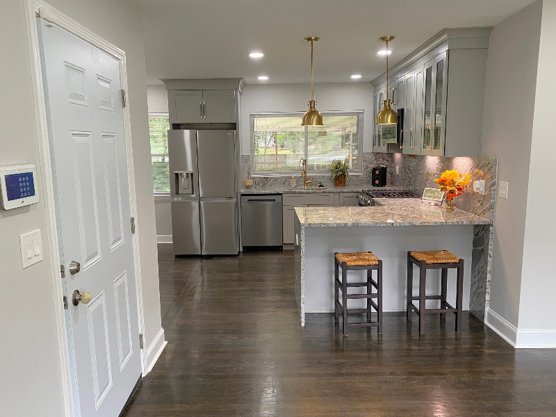 East Point House: 2778 Delowe Dr