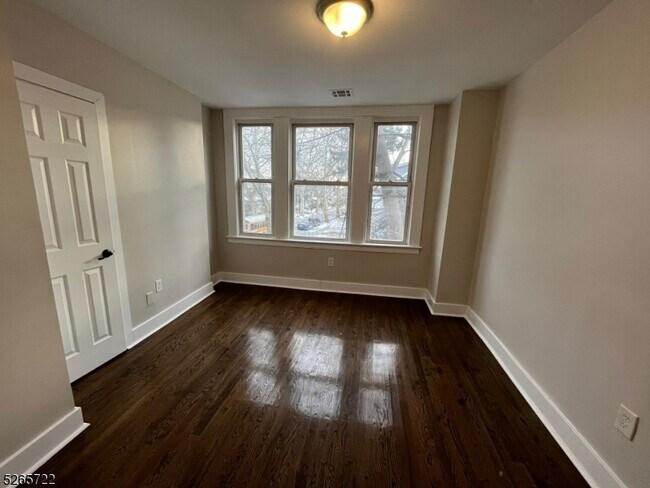 East Orange Multiplex: 44 Clifford St