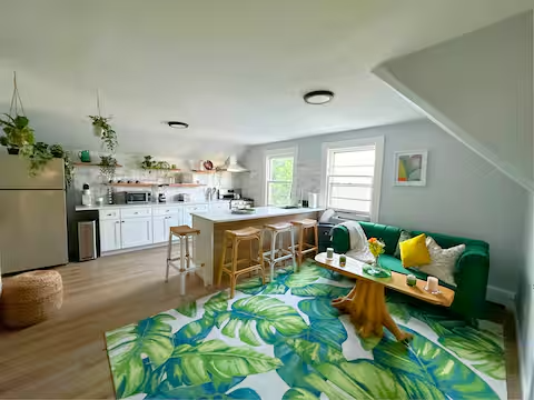 New Haven Multiplex: 218 Sherman Avenue