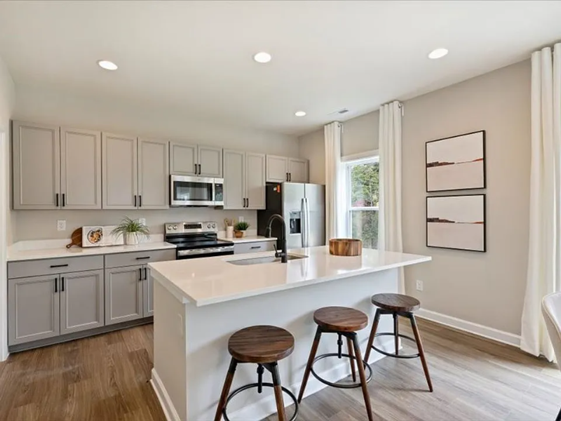 Charlotte House: 9416 Lawing School Road