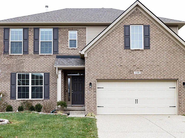 Louisville House: 110 Belden Trail