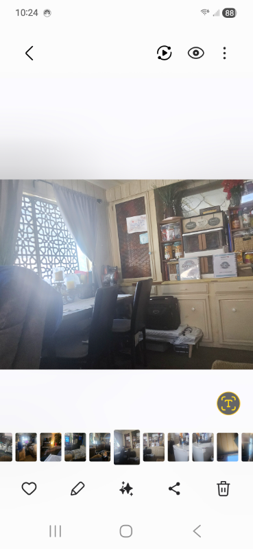 Canyon Country House: 17900 sierra hwy