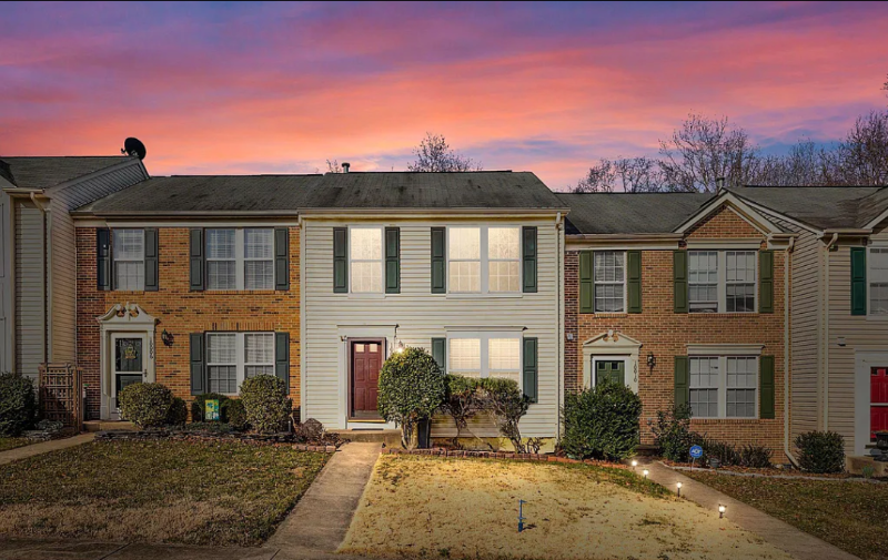 fredericksburg Townhome: 10008 grass market ct