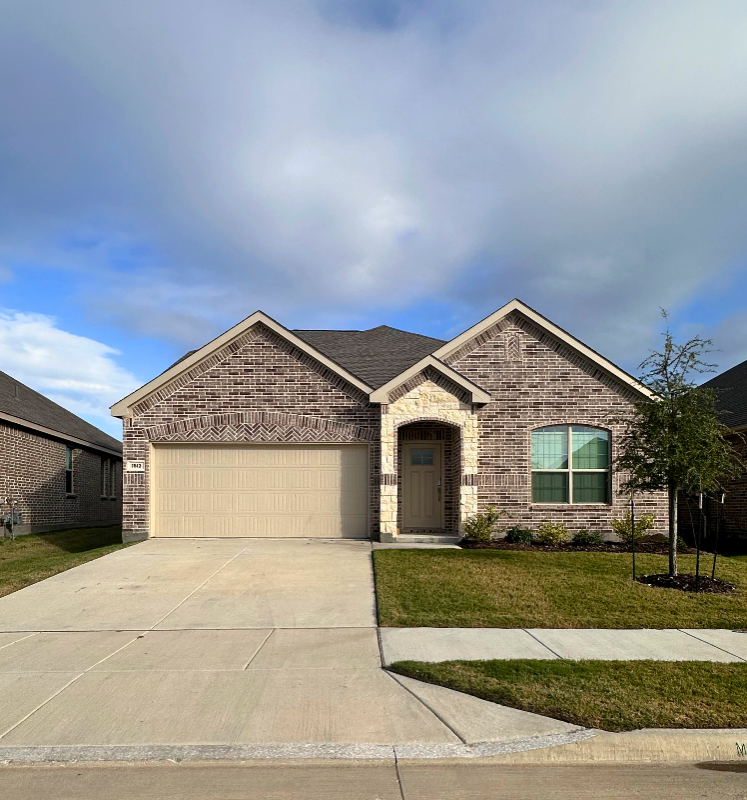 Little Elm House: 1513 Van Gogh Dr
