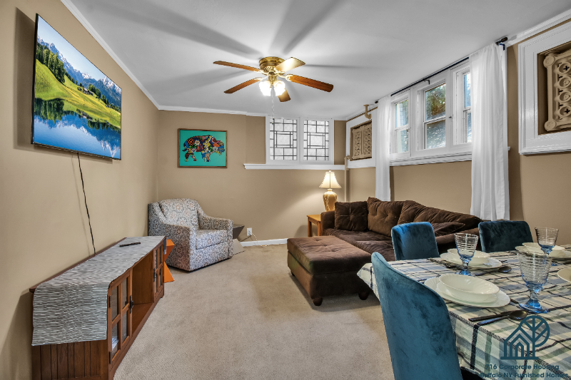 Buffalo Townhome: 664 Auburn Ave.