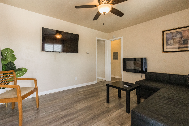 San Diego Condo: 4124 Gamma St