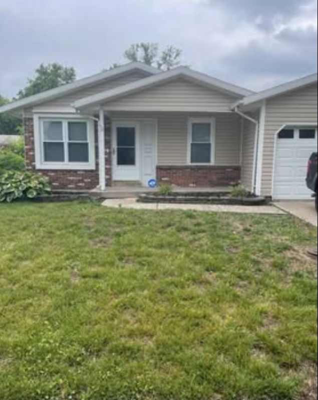 Florissant House: 650 Baltic Drive