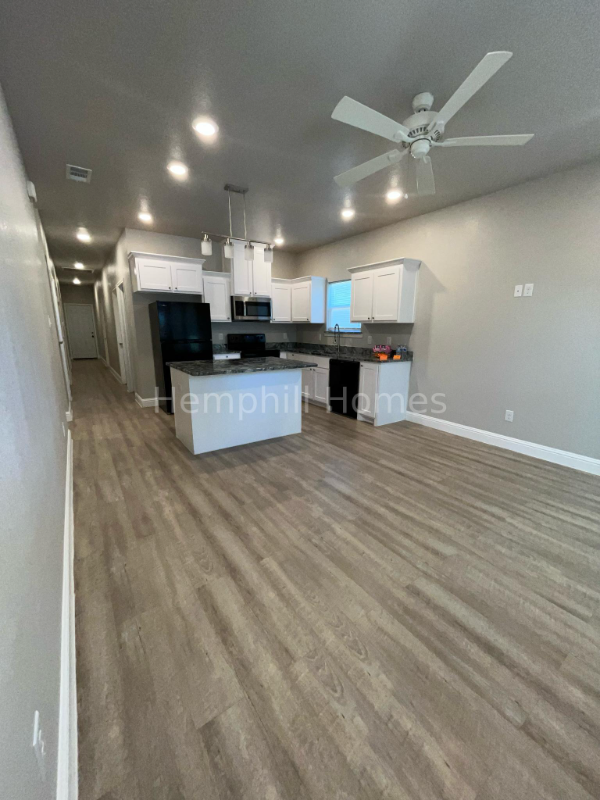 Greenville House: 3118 Hemphill Street