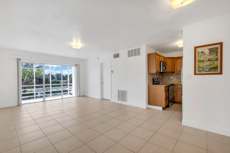 Oakland Park Condo: 2970 NE 16th Ave