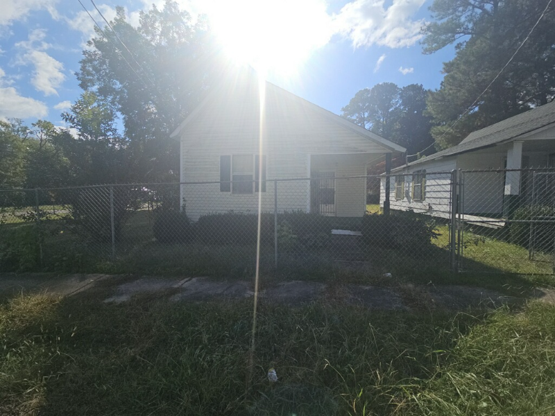 Jackson Other: 228 Eden St