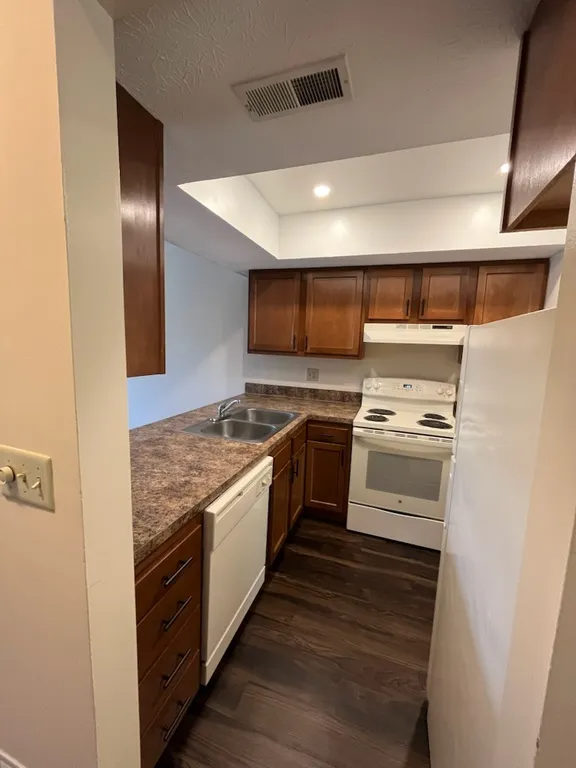 Columbus Townhome: 5876 Aqua Bay Drive