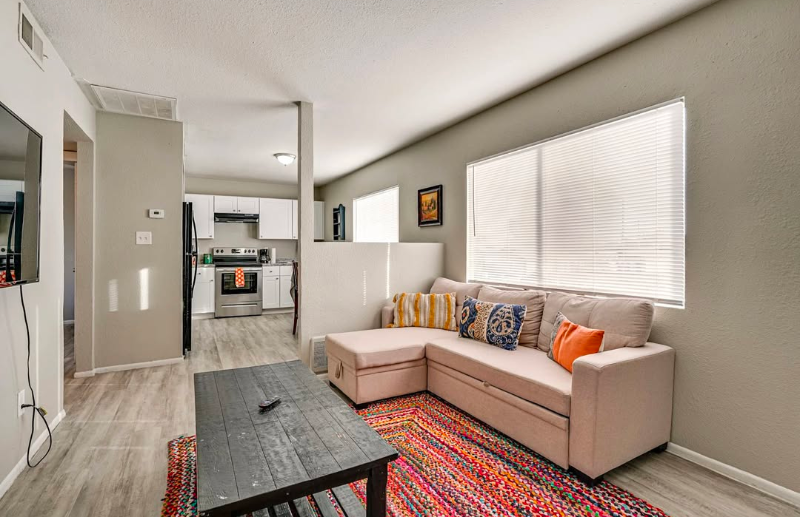 Phoenix Multiplex: 1444 S 13th Ave