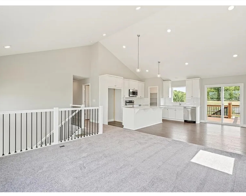 LEES SUMMIT House: 3545 CORBIN DR