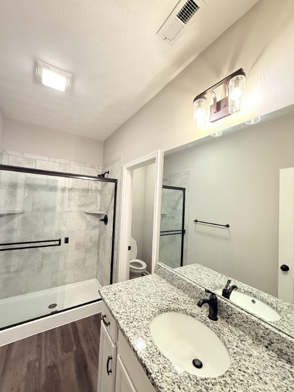 Jeffersonville House: 3921 Bird Song Way