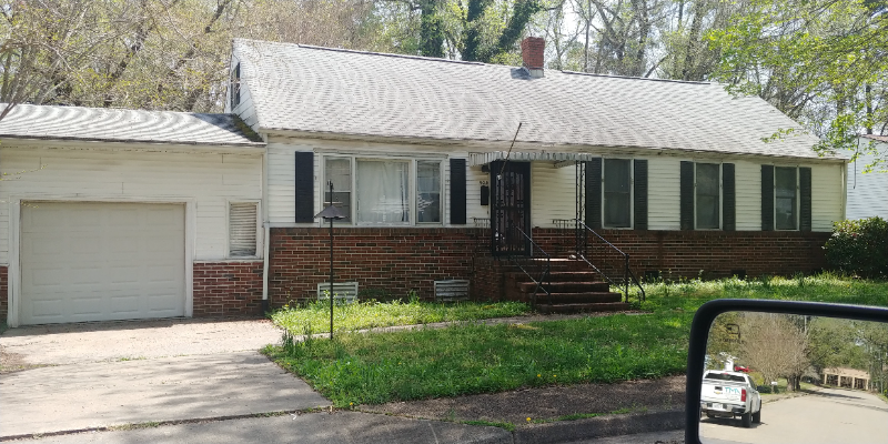 Williamsburg House: 505 Pocahontas st