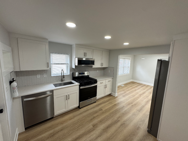 Cherry Hill Multiplex: 413 State Street