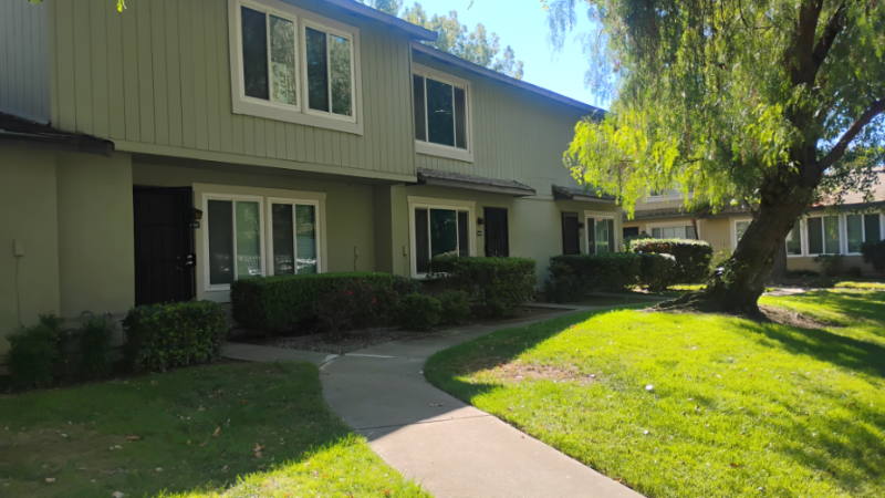 Sacramento Condo: 8732 Woodman Way