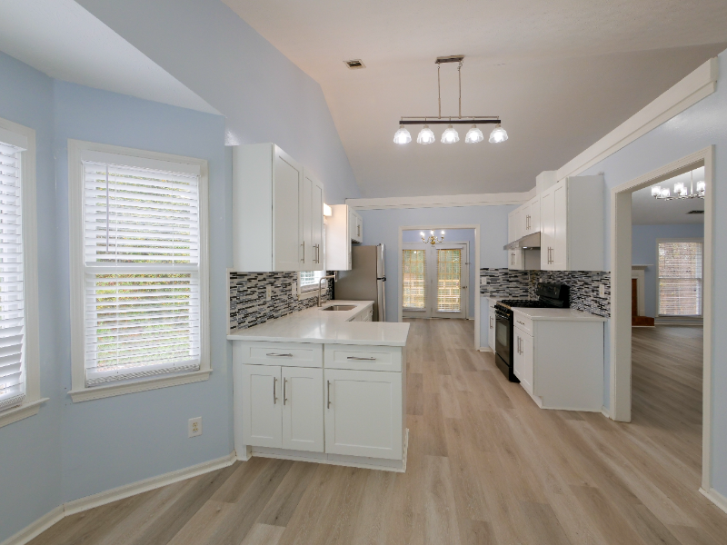 Lawrenceville House: 2218 Willow Crest Cir