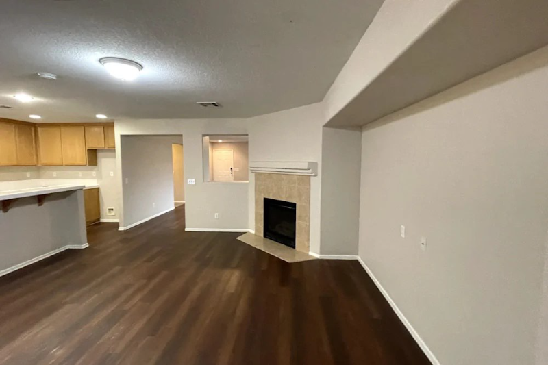 Lancaster House: 45317 Stadium Ln