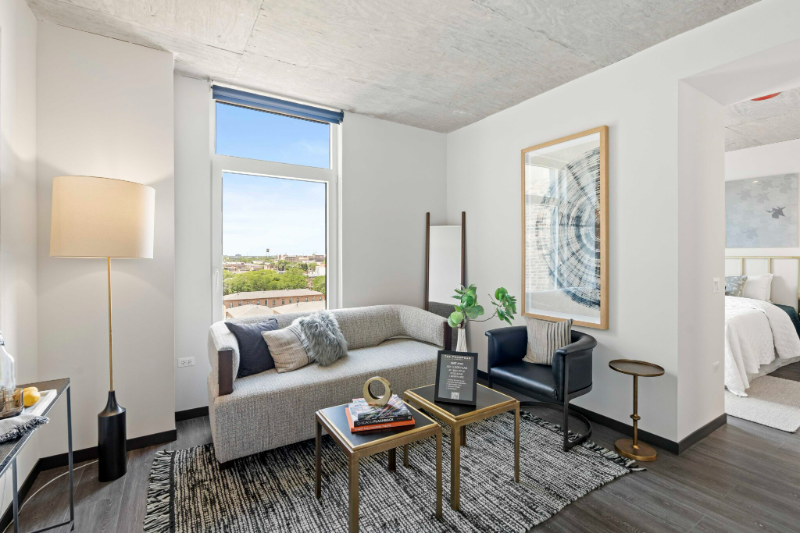Chicago Condo: 151 N Ashland