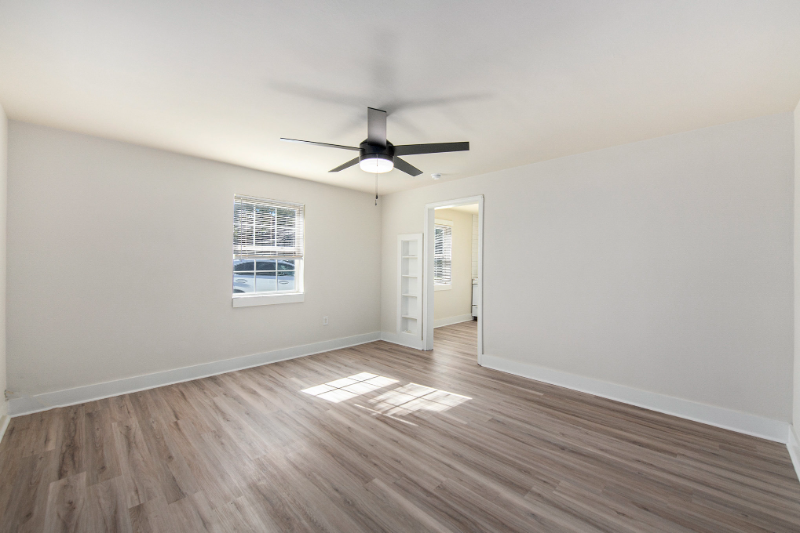 North Charleston Multiplex: 1904 Hampton Ave