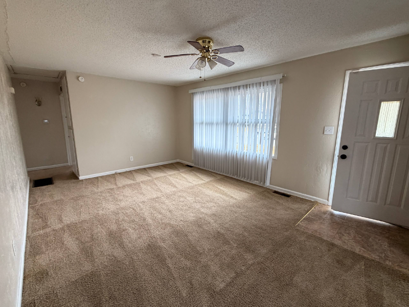 Kansas City House: 3318 N 36th St